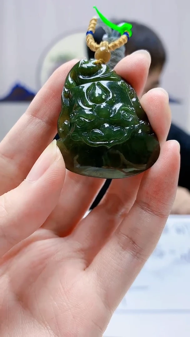 未镶嵌定制翡翠4868zm-毛货挂件75