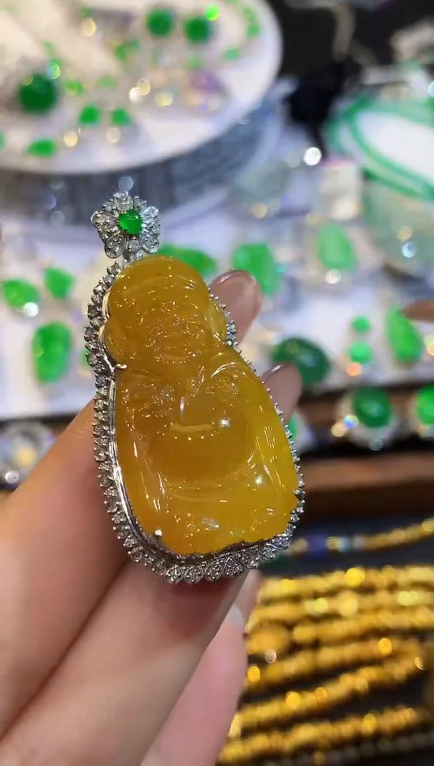 吊坠(不含链)18K金镶嵌翡翠GZQ多样性发其一