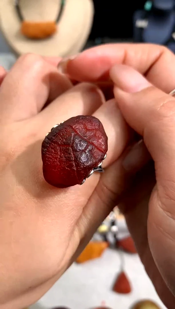 【闪购商品】蜜蜡裸石未镶嵌似玉