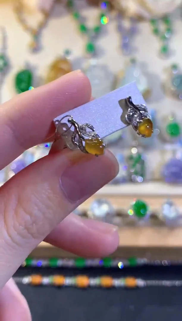 18K金镶嵌翡翠耳饰冬日珠宝多样性发货一件Q4