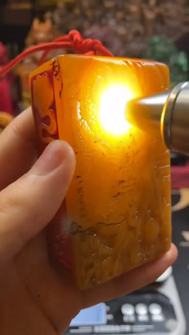 寿山石印石田黄龙牌三面印