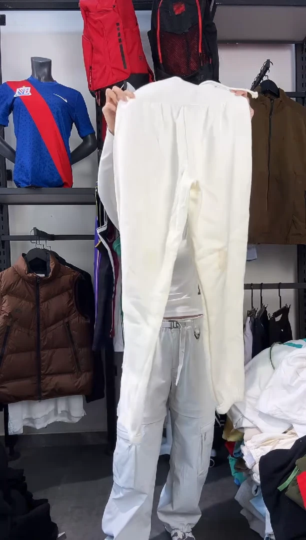 592 ·编码 瑕疵款直播间过款为准 尺码·S