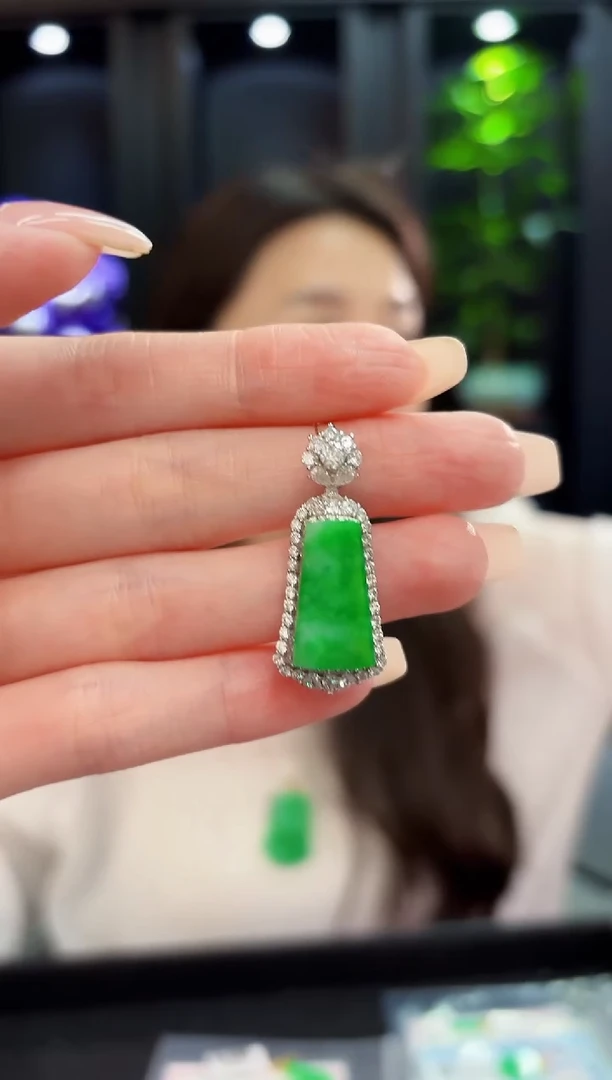 颈饰未镶嵌翡翠 缅料A货/支持复检/一件