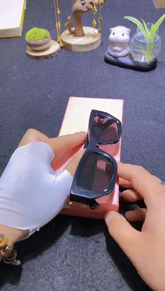 碟11111111111111@@1