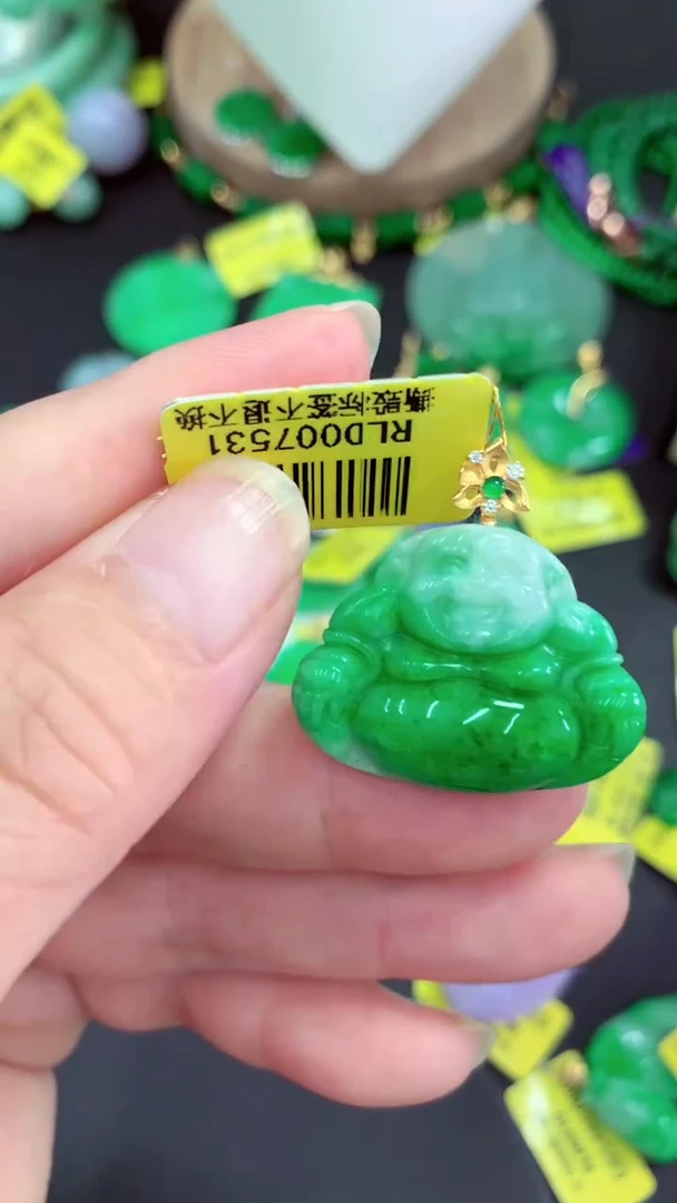 吊坠(不含链)18K金镶嵌翡翠挂件