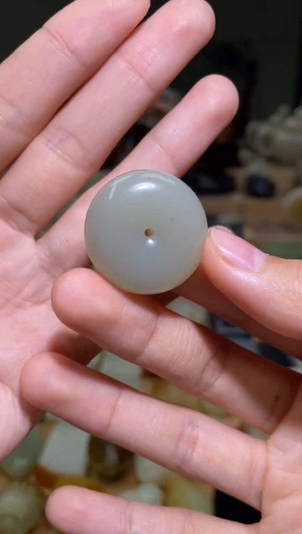 未镶嵌和田玉挂件新疆和田玉且末料平安扣挂件