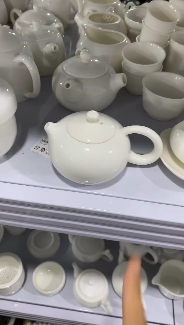 茶具茶壶、盖碗、主人杯、客杯（轻轻微瑕介意勿拍）