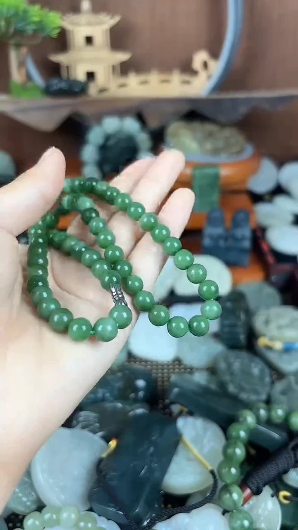 和田玉未镶嵌颈饰1