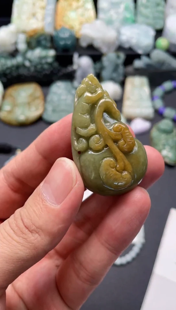 颈饰未镶嵌翡翠天然翡翠a货