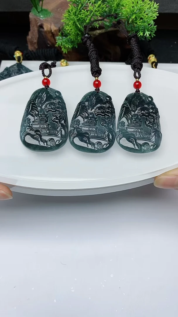 【闪购商品】翡翠颈饰未镶嵌多样性发其一