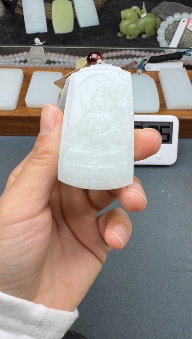 颈饰未镶嵌和田玉2