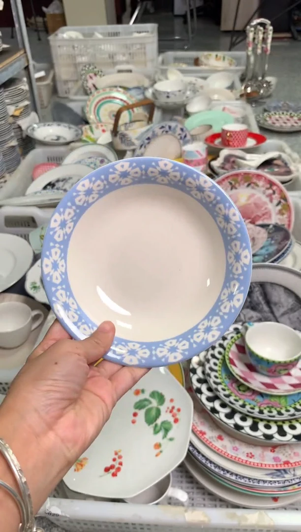 瓷陶瓷尾单CC086微瑕1个样品