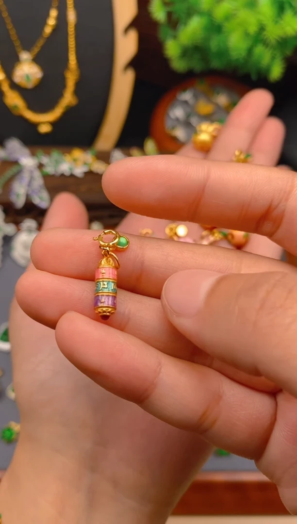 【闪购商品】翡翠吊坠(不含链)银S925镶嵌六字