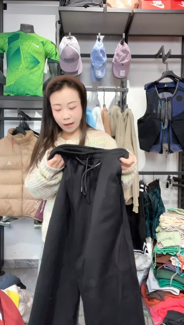 1260闪购编码  运动卫衣裤以直播间过款为准 尺码.  185