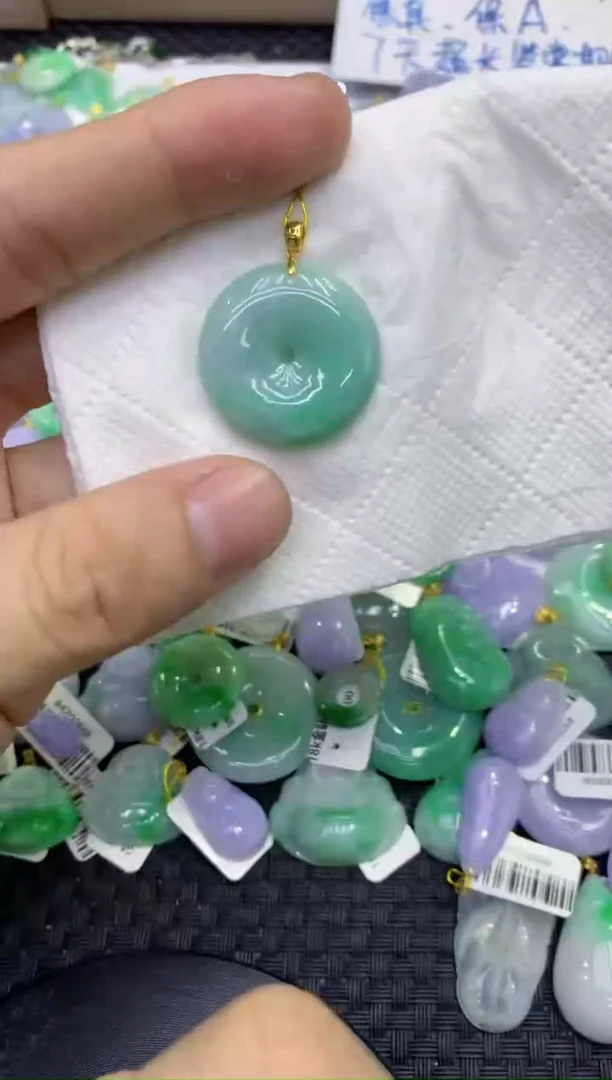 颈饰未镶嵌翡翠天然缅甸A货翡翠