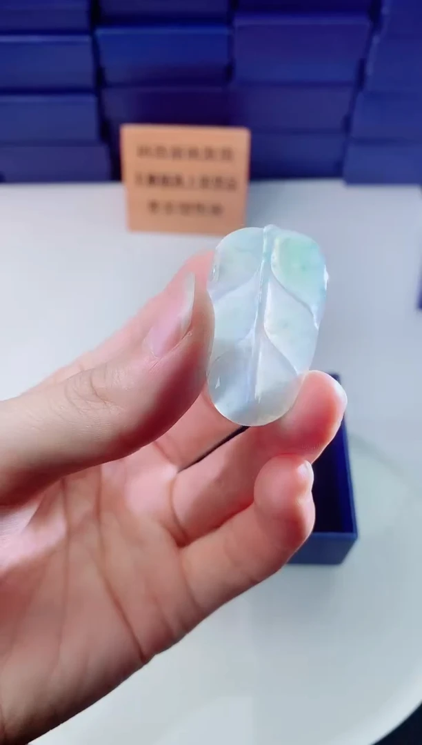 翡翠未镶嵌颈饰11111111