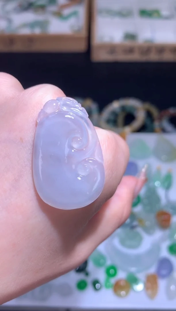 未镶嵌定制翡翠如意