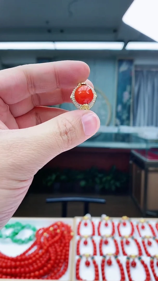 【闪购商品】翡翠戒指14K金镶嵌J17戒指