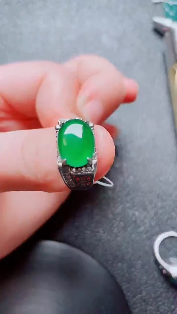 翡翠戒指银S925镶嵌翡翠