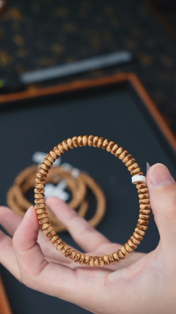 手串紫金鼠实心算盘6          10815