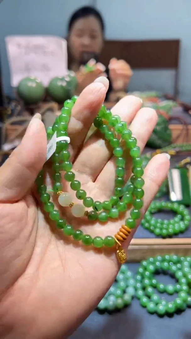 颈饰未镶嵌和田玉（碧玉）1多样性发一