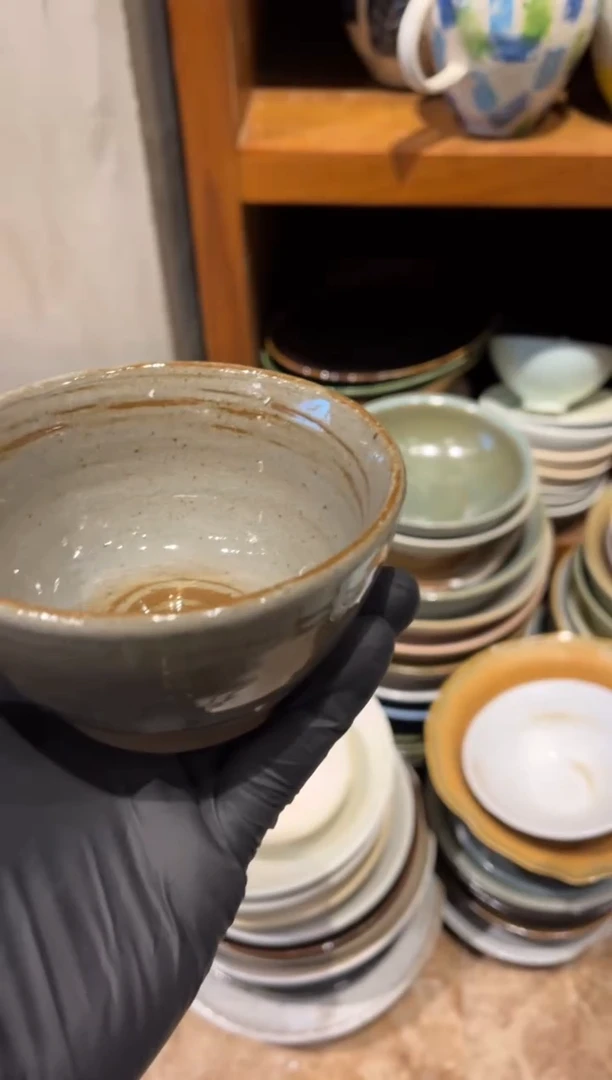 【闪购商品】瓷片926，灰麻点聚光灯小碗