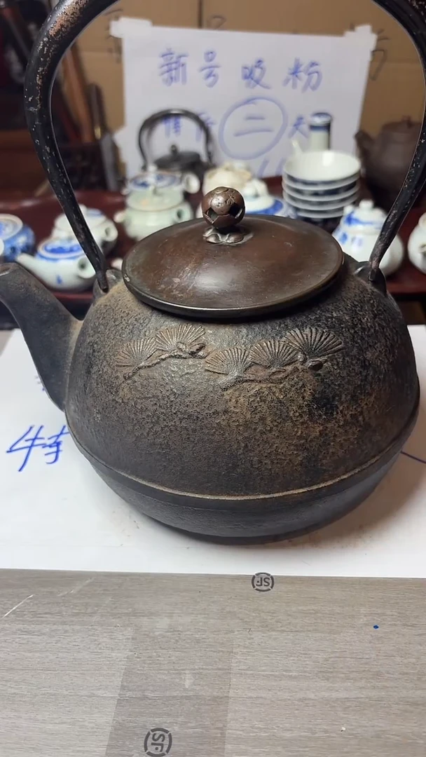 谢谢老板，回流产品有磨损正常，谨慎买！