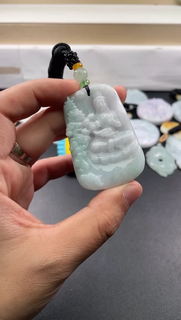 颈饰未镶嵌翡翠阿**车25/20/1111