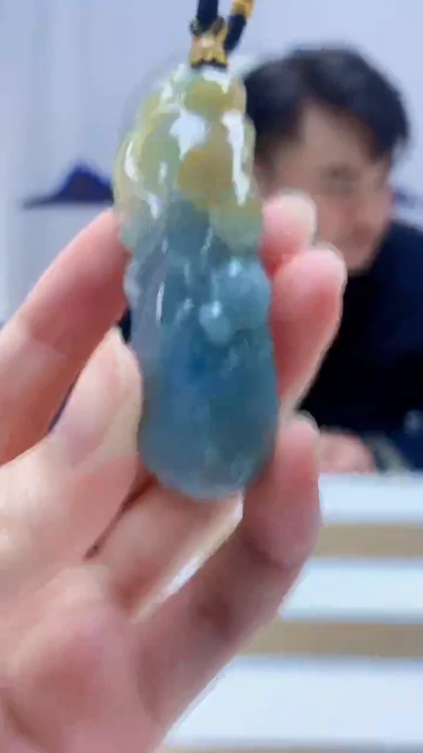 未镶嵌定制翡翠5060zm-毛货挂件31