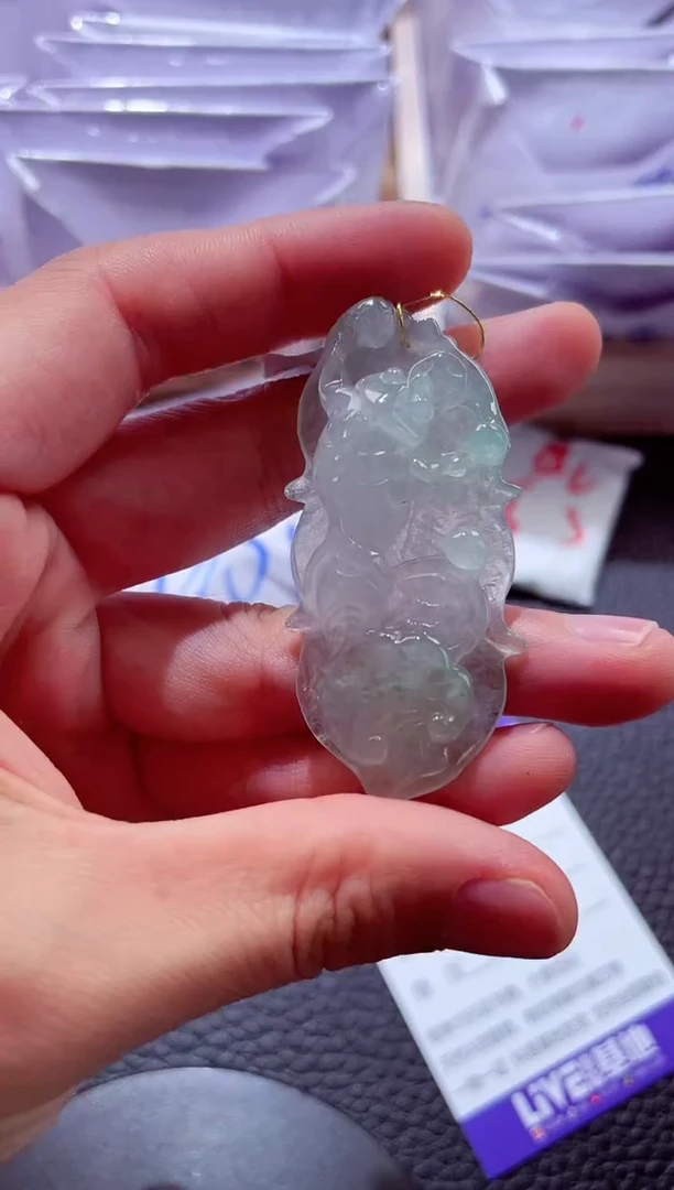 颈饰未镶嵌翡翠00004061