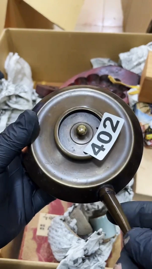 流***先如图所示 阁集工艺品