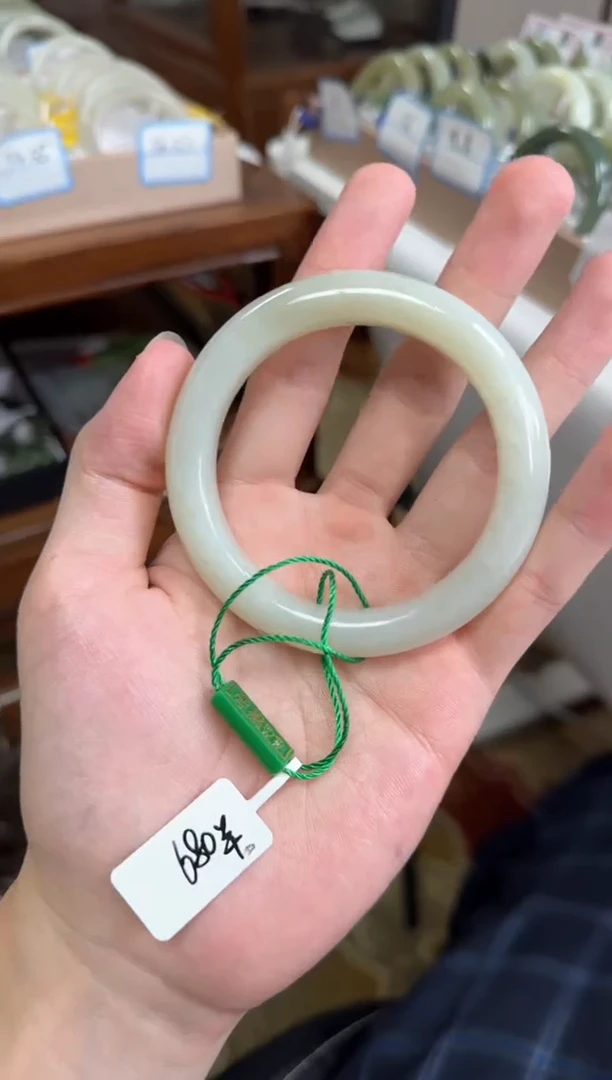 未镶嵌手镯和田玉57-