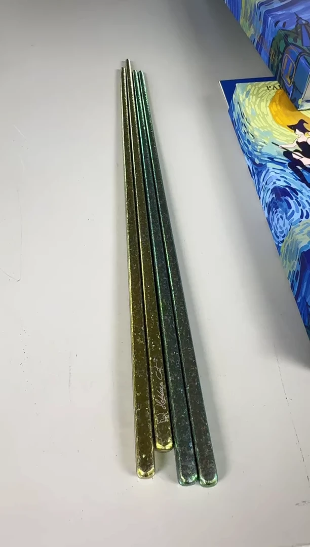 【闪购商品】瓷L081-------------