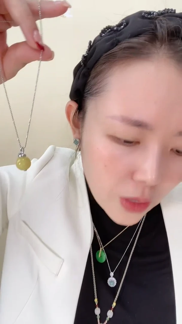 【闪购商品】翡翠吊坠(赠链)银S925镶嵌黄翡单珠X08