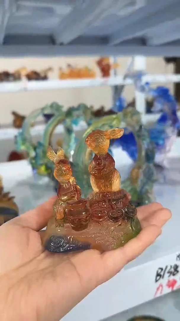 手工艺品琉璃兔兔