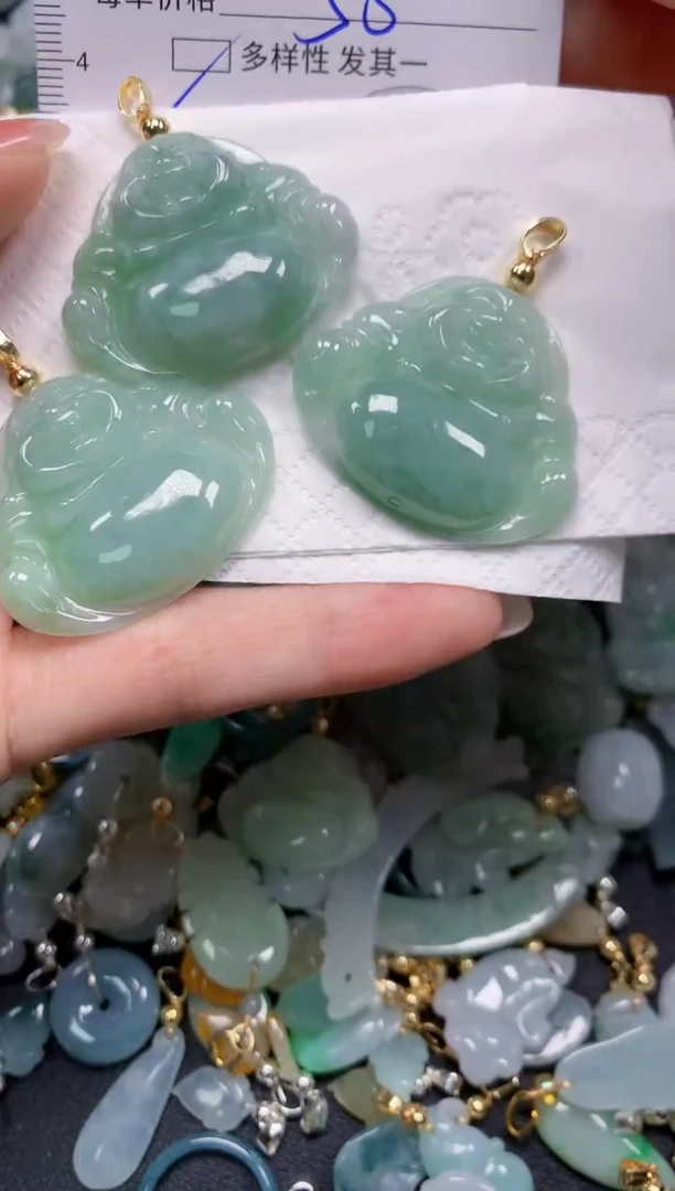吊坠(不含链)未镶嵌翡翠4674多样性发其一