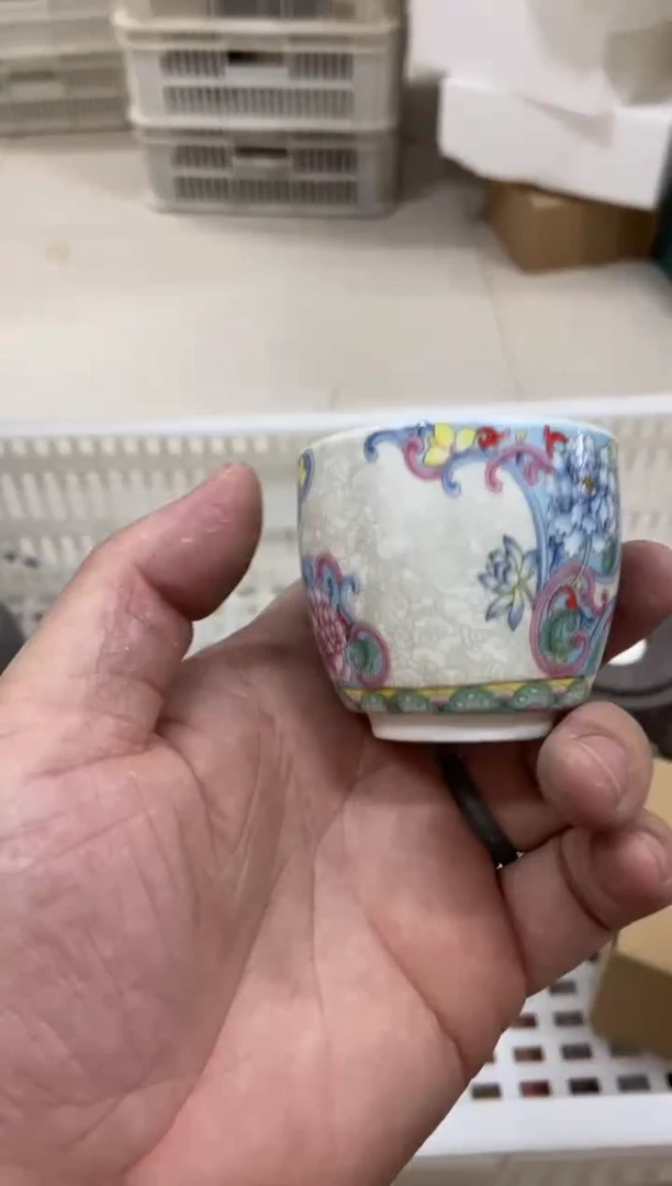 无运费险有瑕疵的摄影的产品有使用过的痕迹有点脏介意勿拍