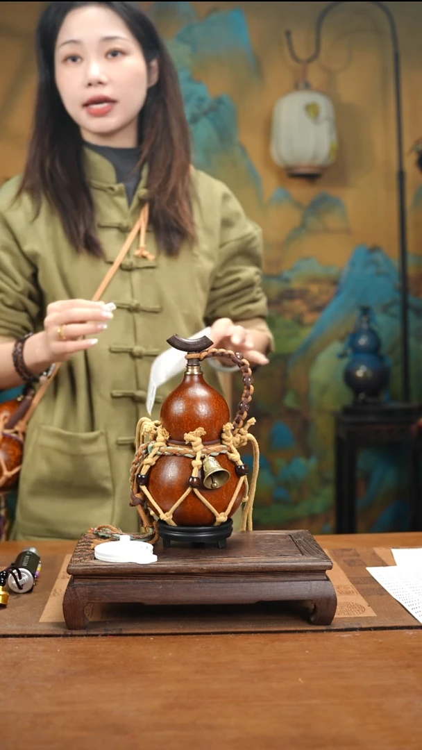 YU023复古网兜款天然酒葫芦（一物一拍）