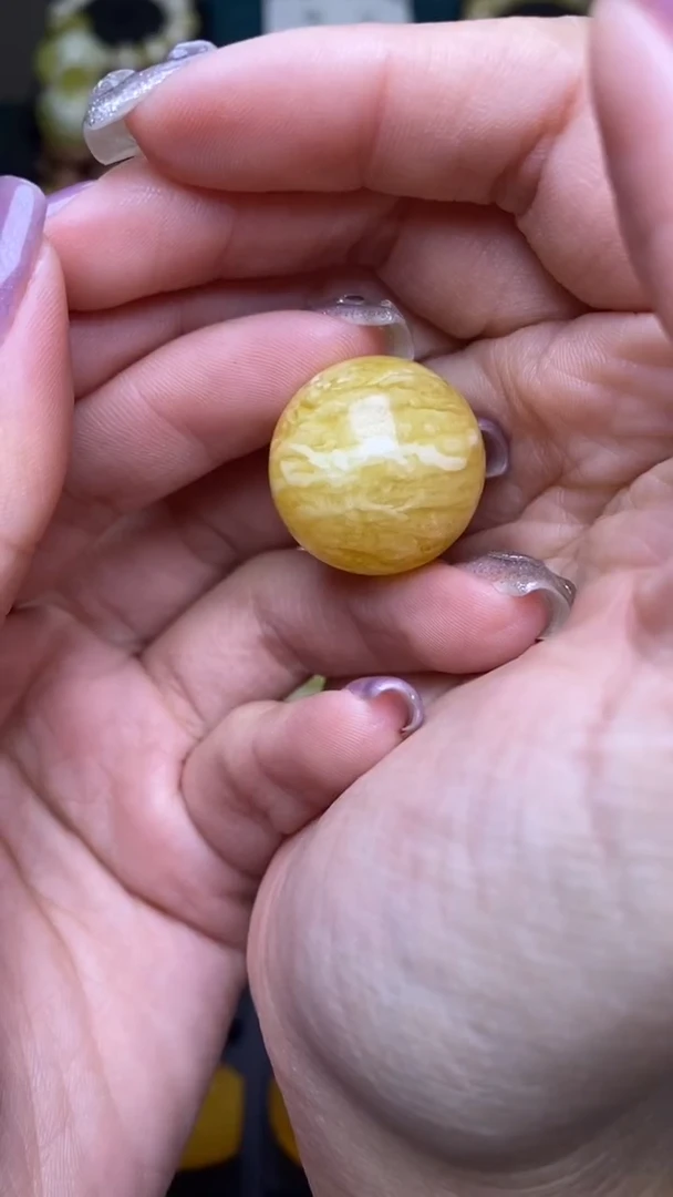 【闪购商品】琥珀裸石未镶嵌葵.106