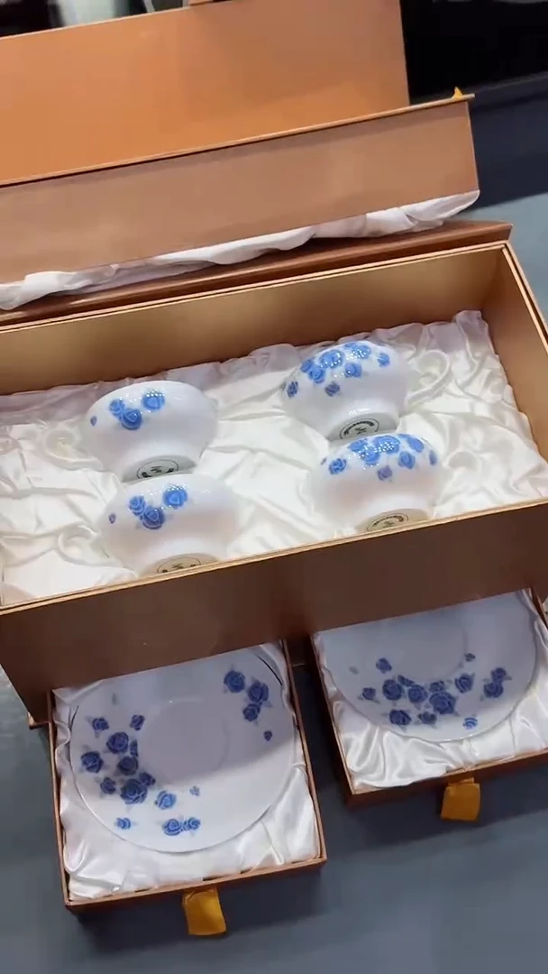 【闪购商品】釉中彩蓝玫瑰咖啡杯四杯四碟