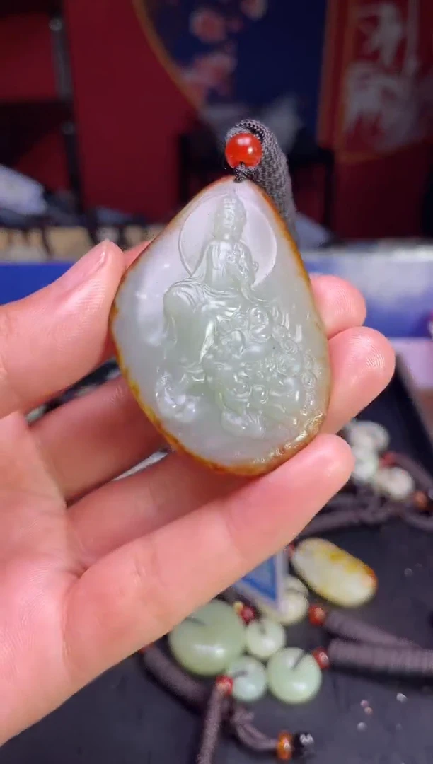 颈饰未镶嵌和田玉1