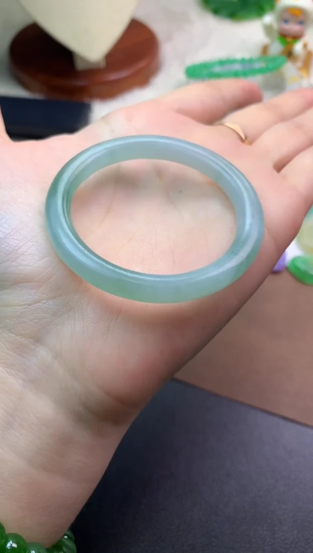 未镶嵌定制翡翠毛货