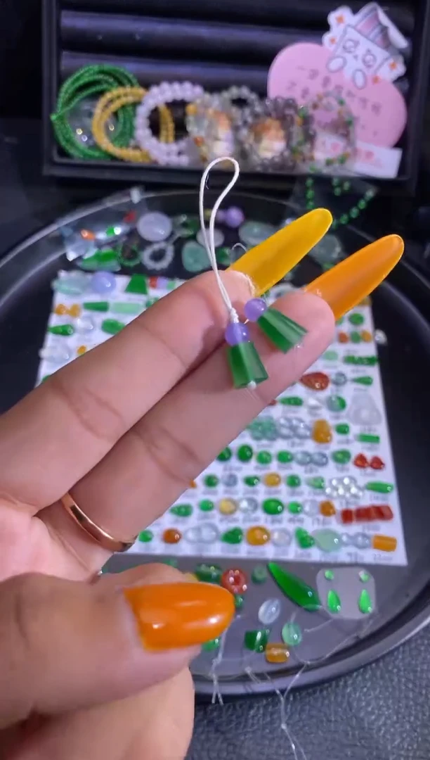 未镶嵌挂件翡翠珠子