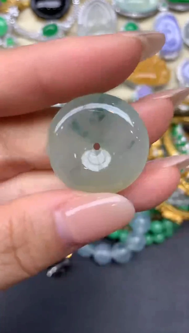 翡翠未镶嵌颈饰14-雪姐翡翠天天见