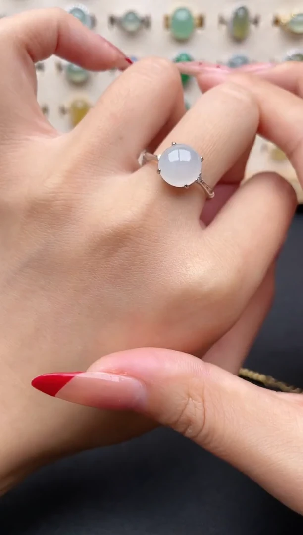 【闪购商品】翡翠戒指银S925镶嵌一物一证一礼盒