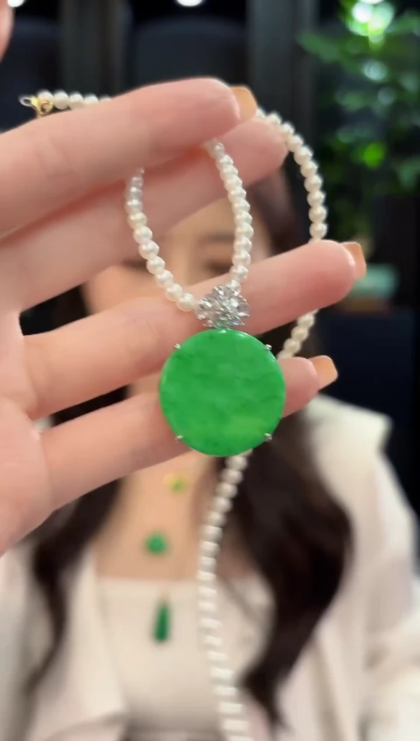 吊坠(不含链)未镶嵌翡翠缅甸A货/多样性发货/一件