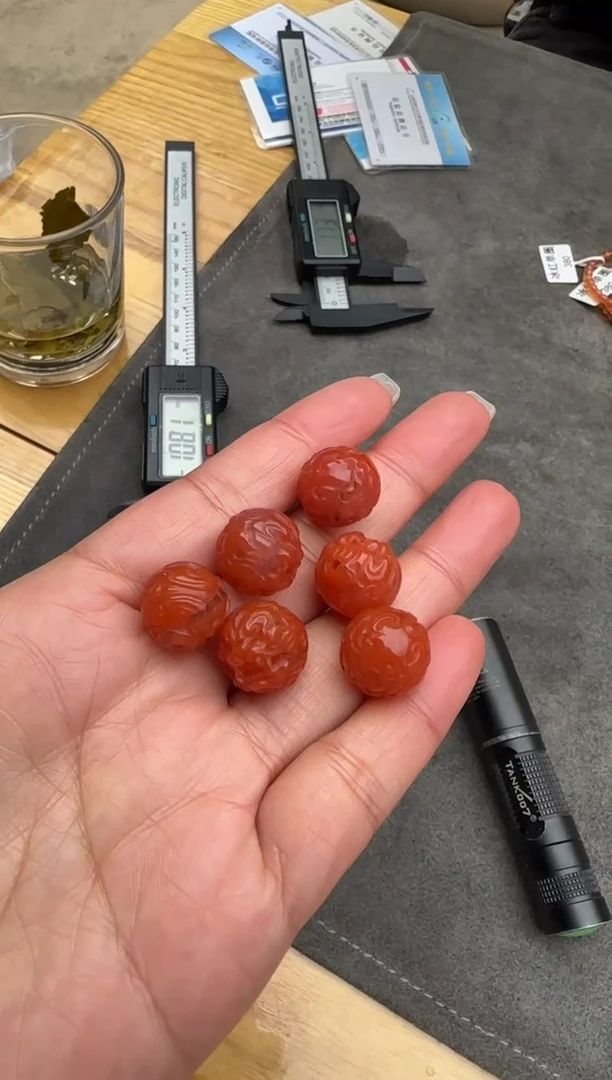 【闪购商品】南红玛瑙配饰未镶嵌原矿无优化貔貅珠多样性发一个