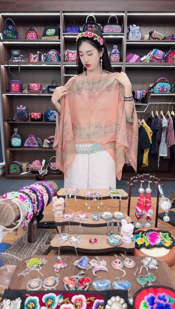 织绣A39蒙阿苏苗绣传承旗舰店