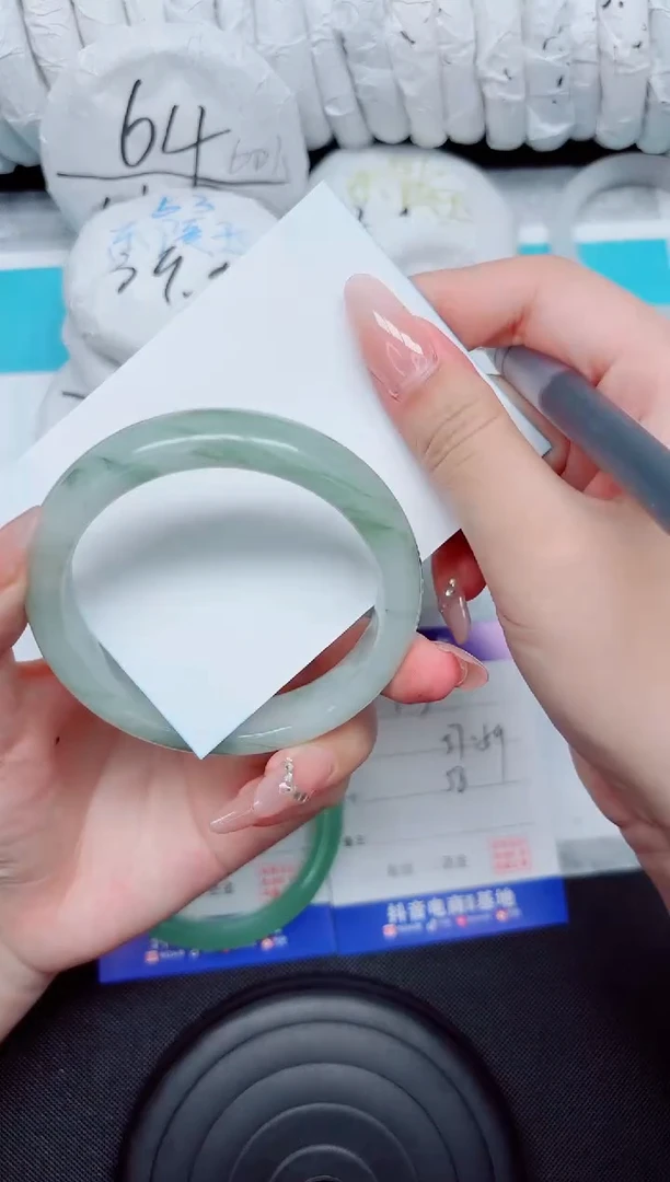 石英质玉手镯未镶嵌133-58