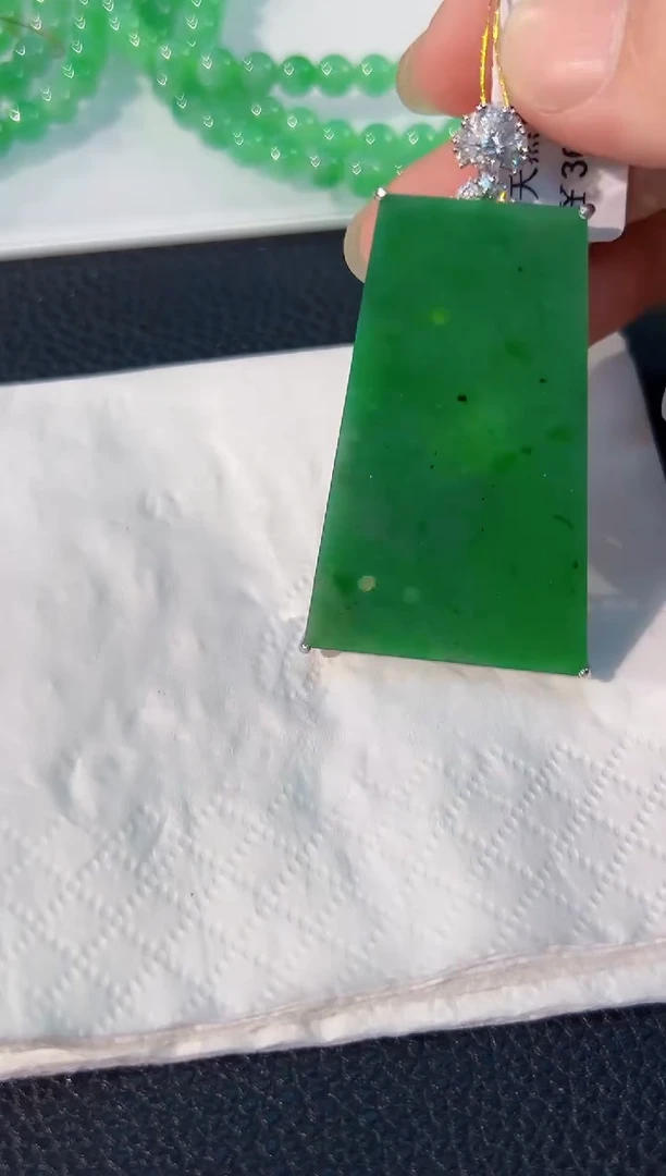 颈饰未镶嵌翡翠 缅料A货/支持复检/一件